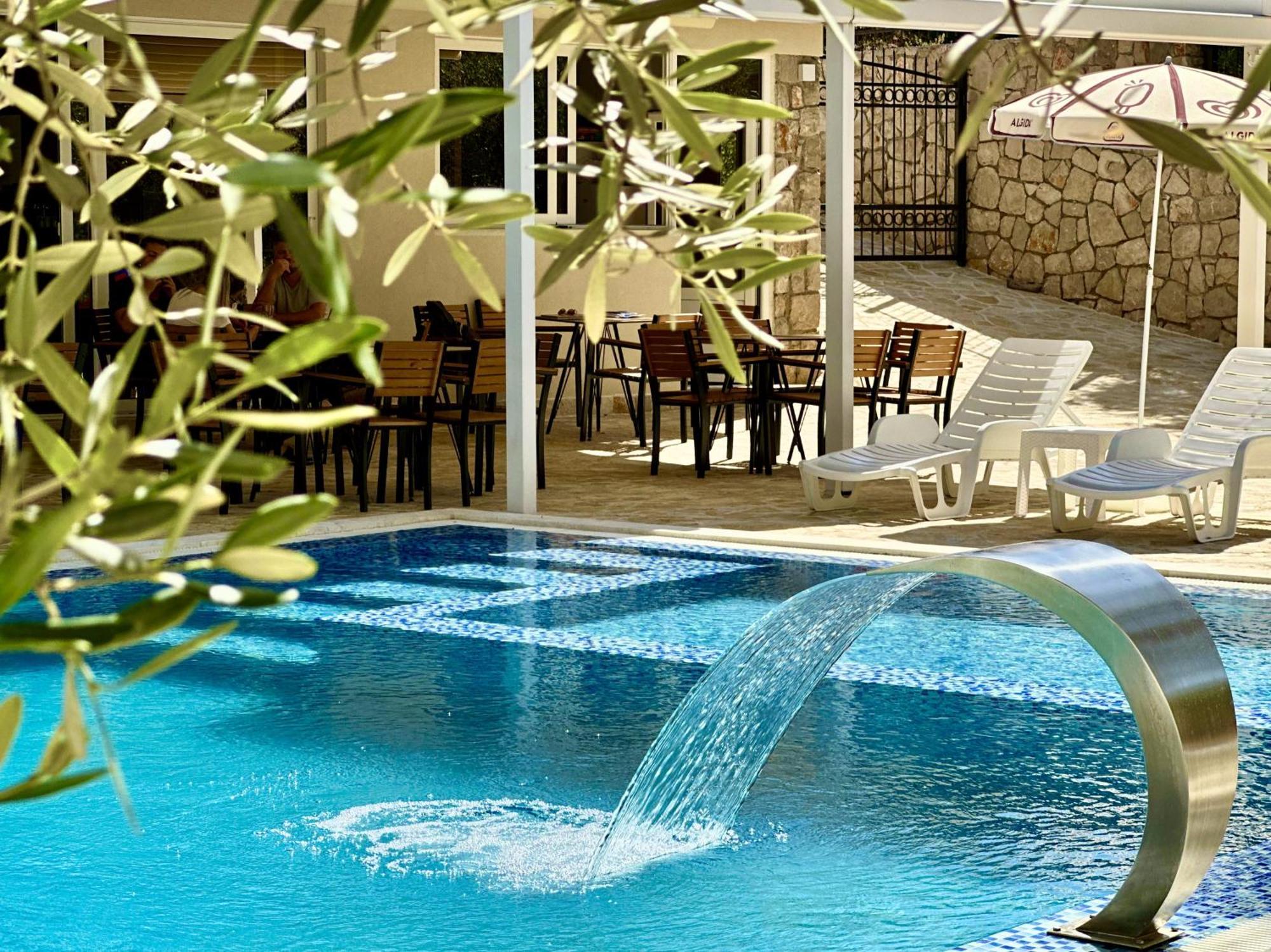 Akhdar Apartments Утєха Екстер'єр фото