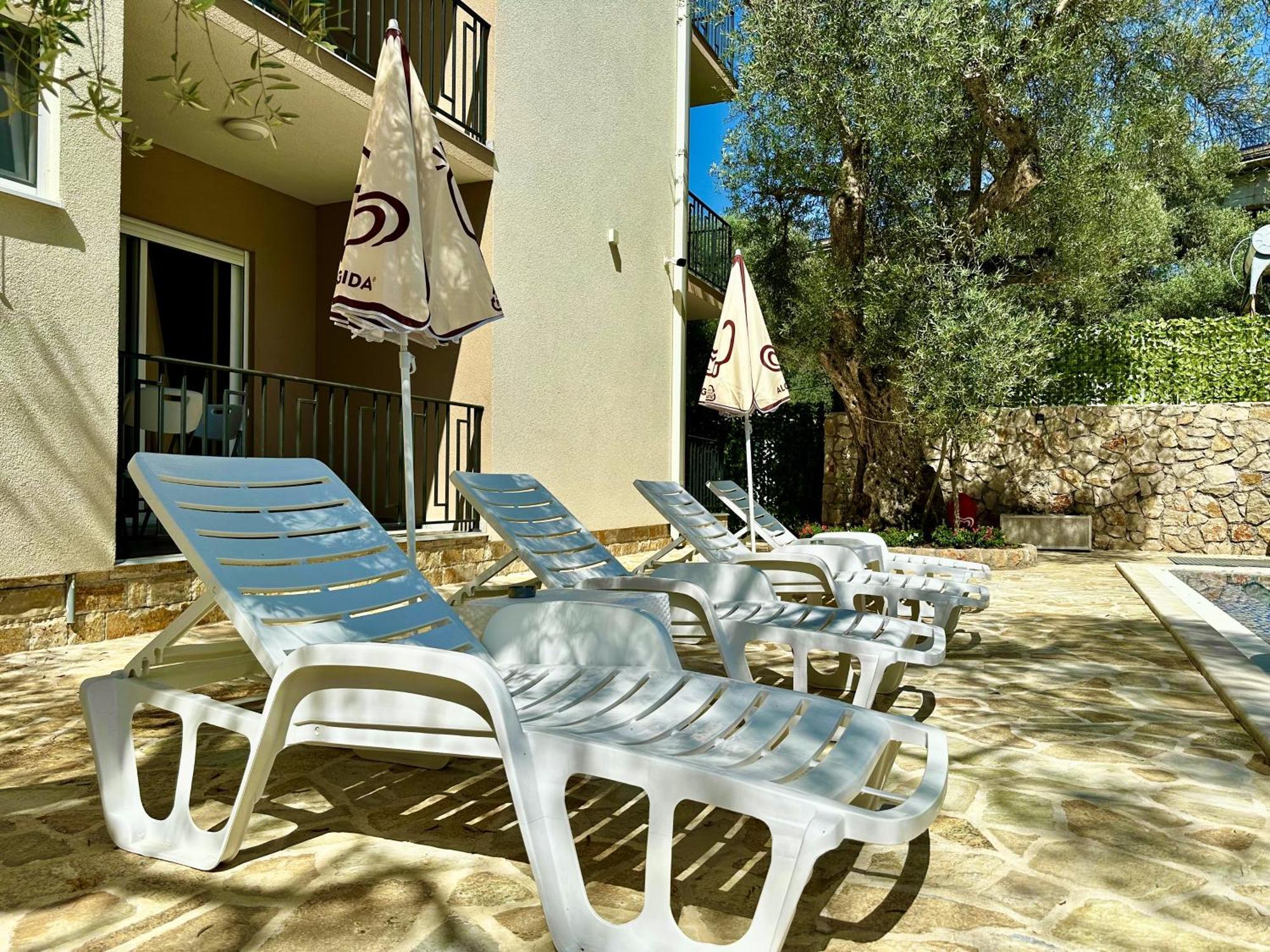 Akhdar Apartments Утєха Екстер'єр фото